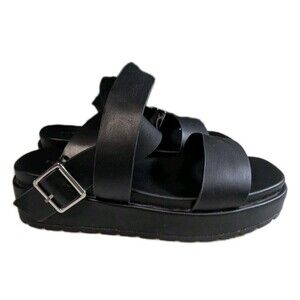 Torrid Black Buckle Wrap Flatform Sandals 8.5 WW Extra Wide Lug Sole Chunky